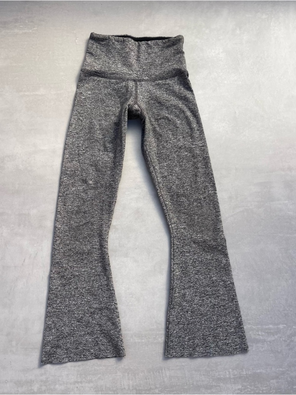 Strut This The Emerson Flare Pant Grey Moss
